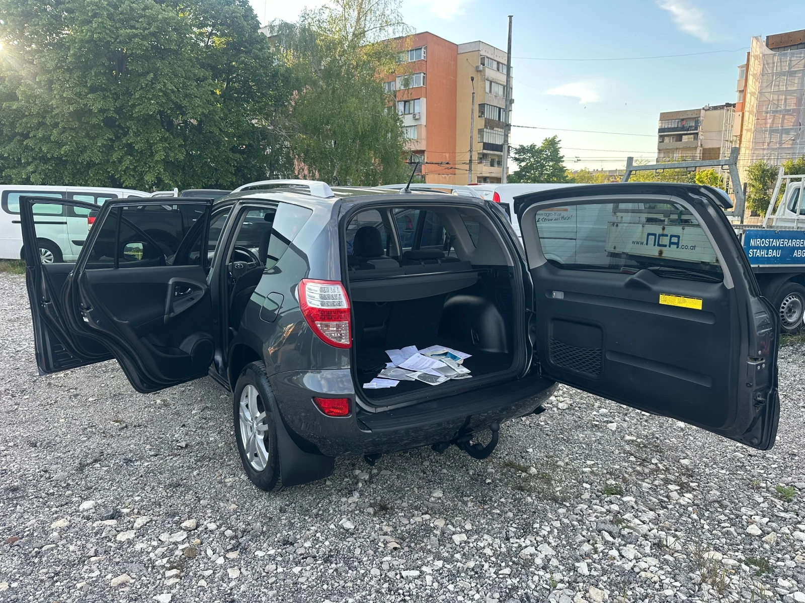 Toyota Rav4 2.2D-CAT 150kc AUTOMAT FACE, снимка 15 - Автомобили и джипове - 54415239