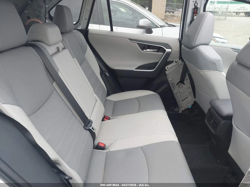 Toyota Rav4 2.5l Limited, снимка 8 - Автомобили и джипове - 54568866