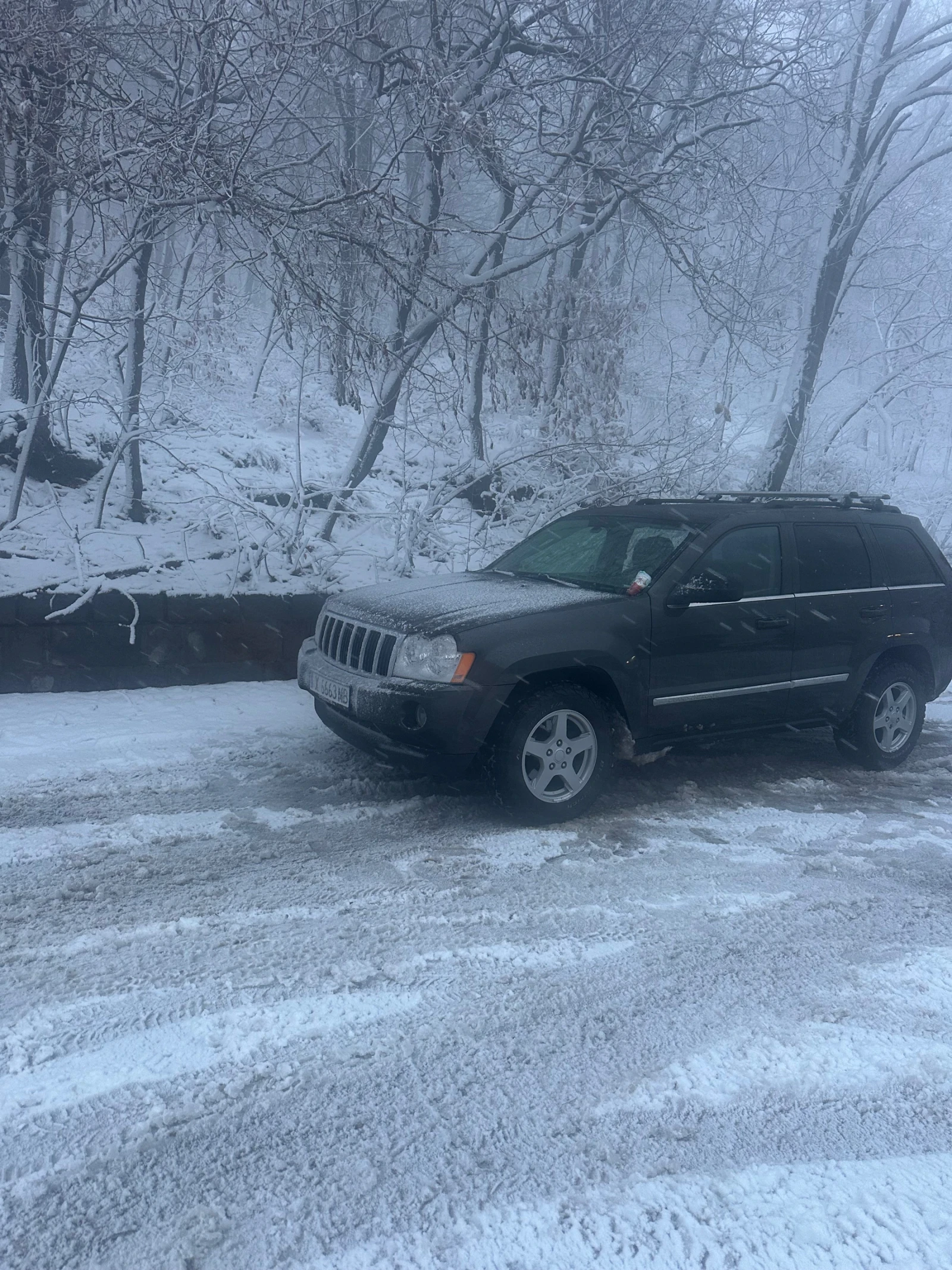 Jeep Grand cherokee, снимка 15 - Автомобили и джипове - 54586312