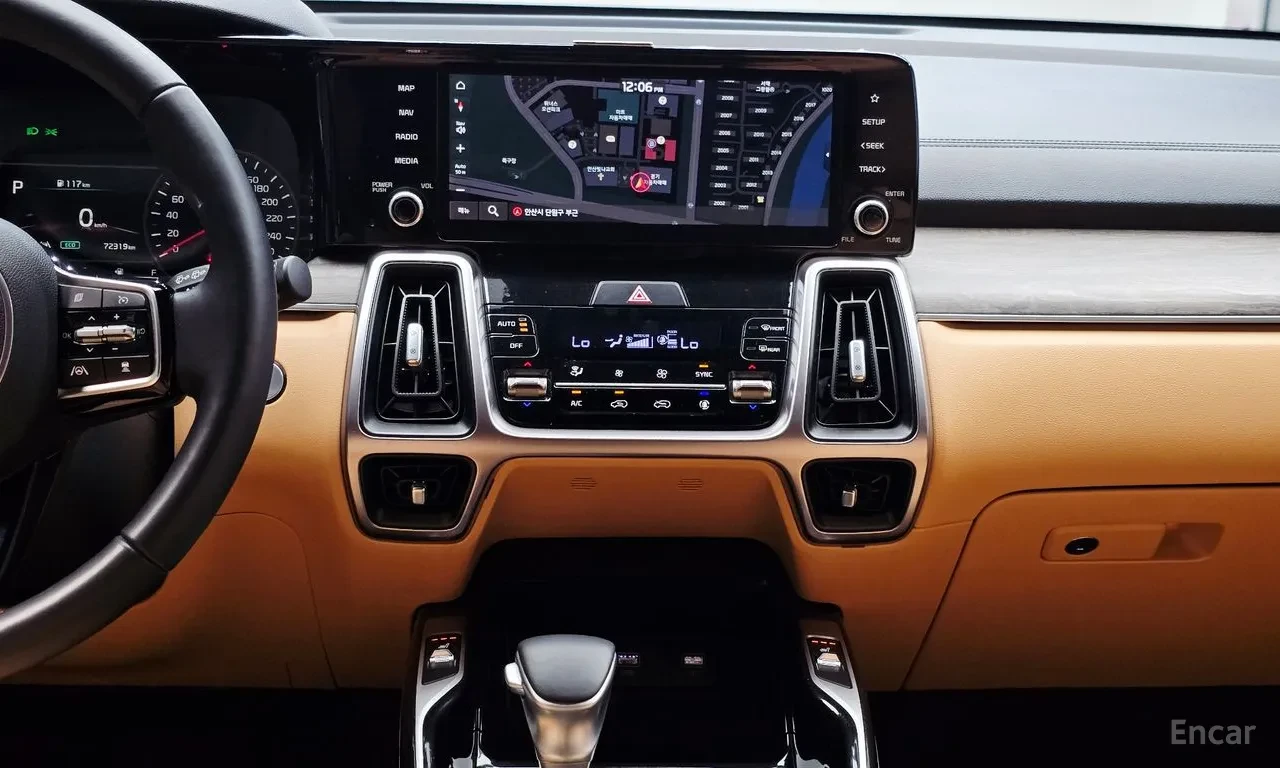 Kia Sorento 4th Generation Diesel, снимка 14 - Автомобили и джипове - 54593581