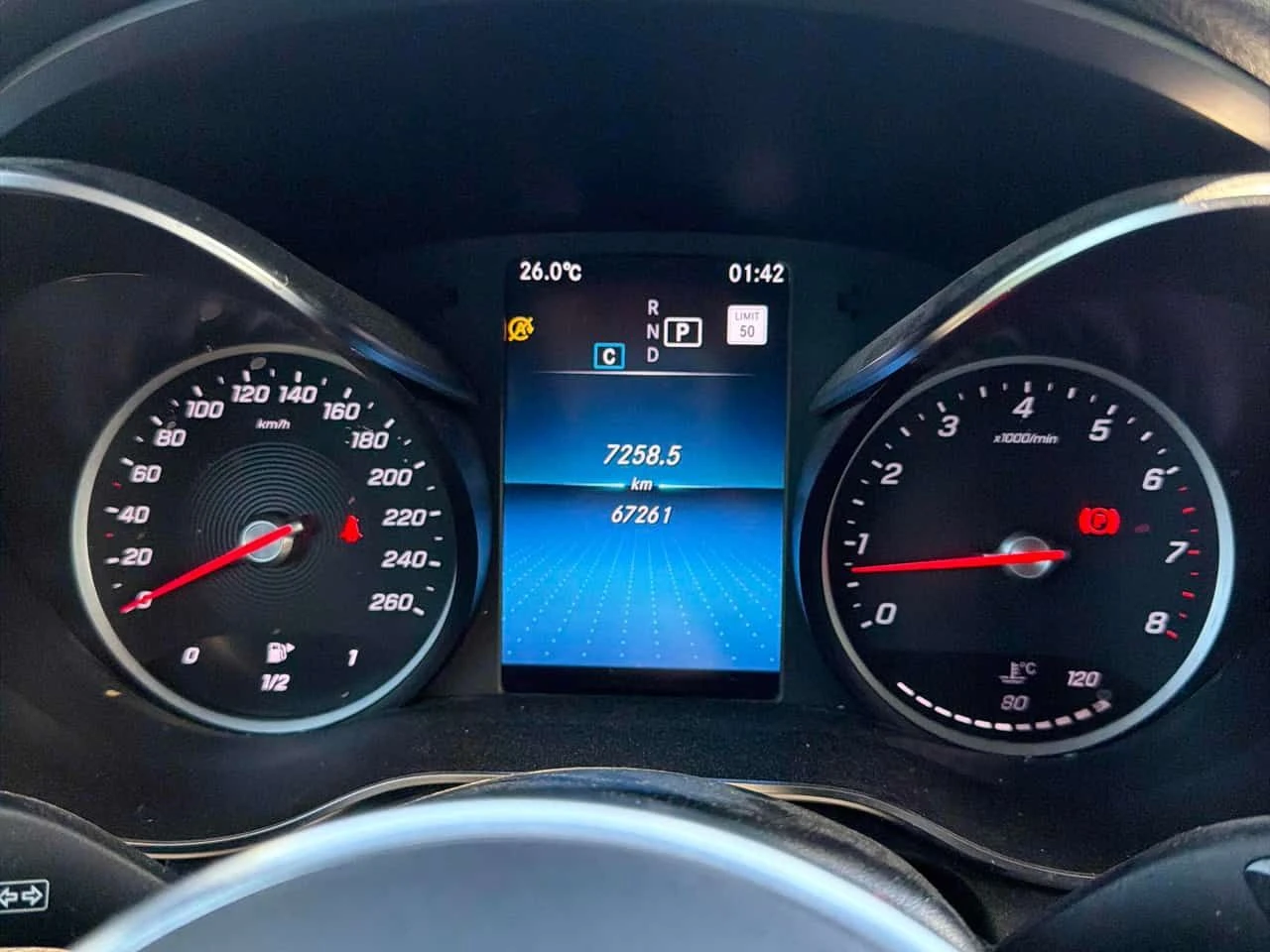 Mercedes-Benz GLC 300 4MATIC/360/ПАНОРАМА/ПОДГРЕВИ, снимка 8 - Автомобили и джипове - 54839314