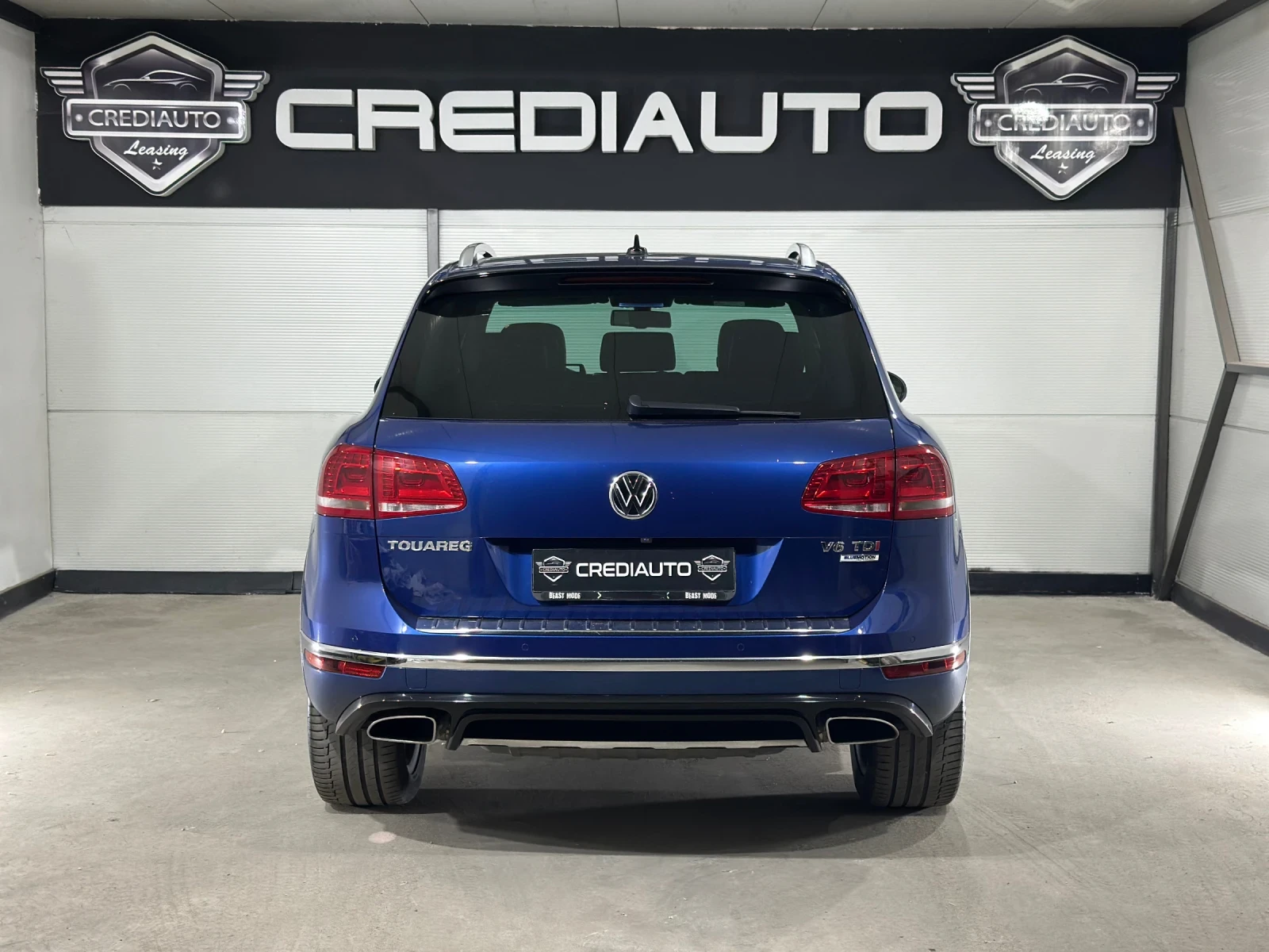 VW Touareg R line* AUTO, снимка 5 - Автомобили и джипове - 55047121