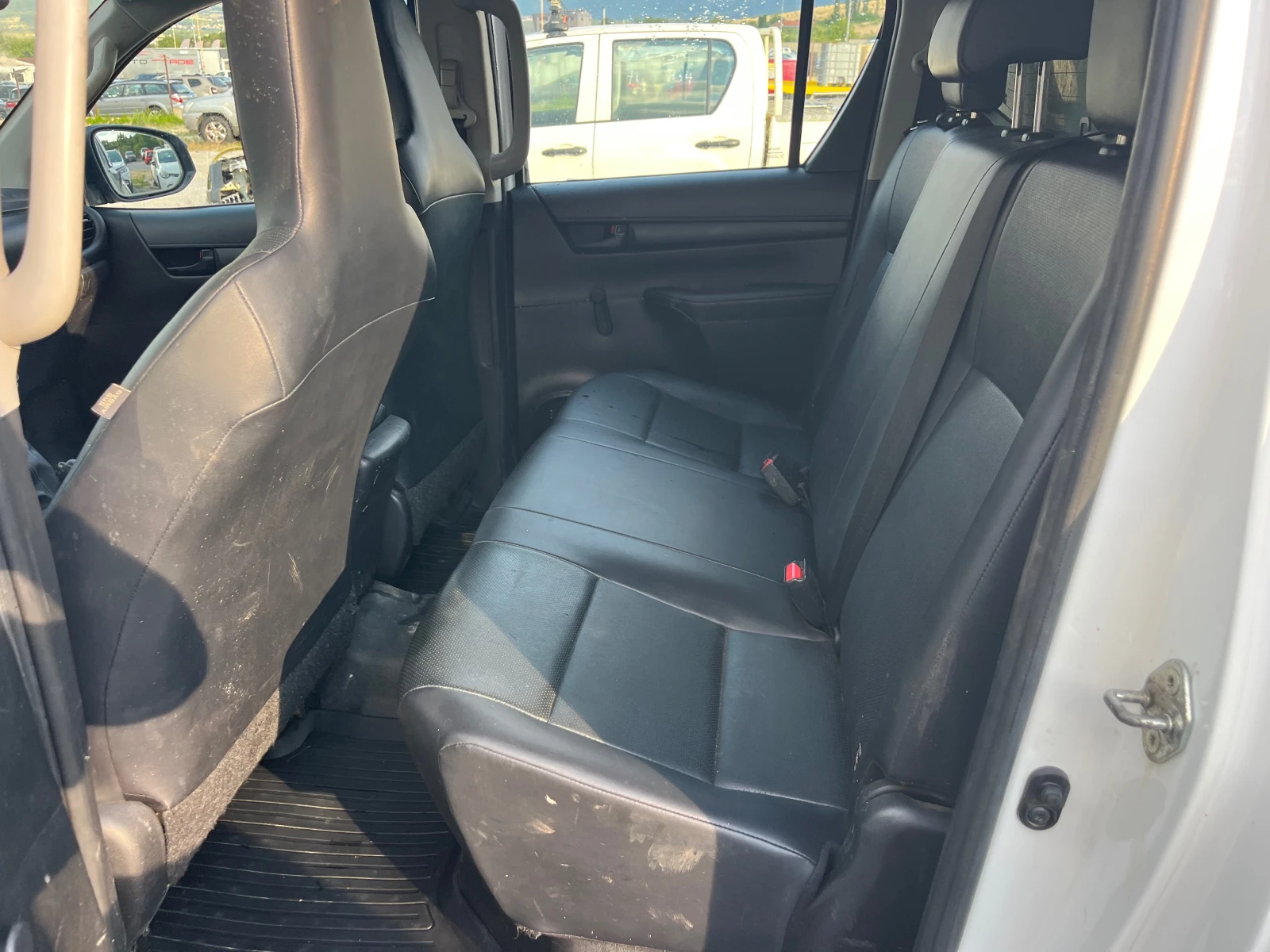 Toyota Hilux 2.4 2 ���� | Mobile.bg � ����������� 11