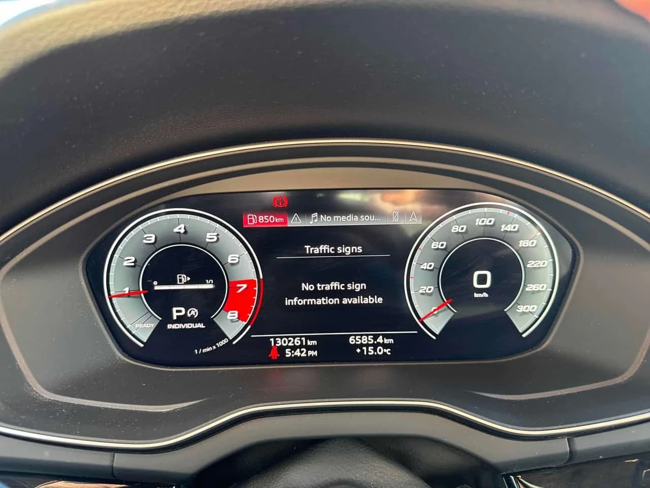 Audi Q5 * ГЛАВНО ПРЕДСТАВИТЕЛСТВО НА AUDI , снимка 8 - Автомобили и джипове - 56186925