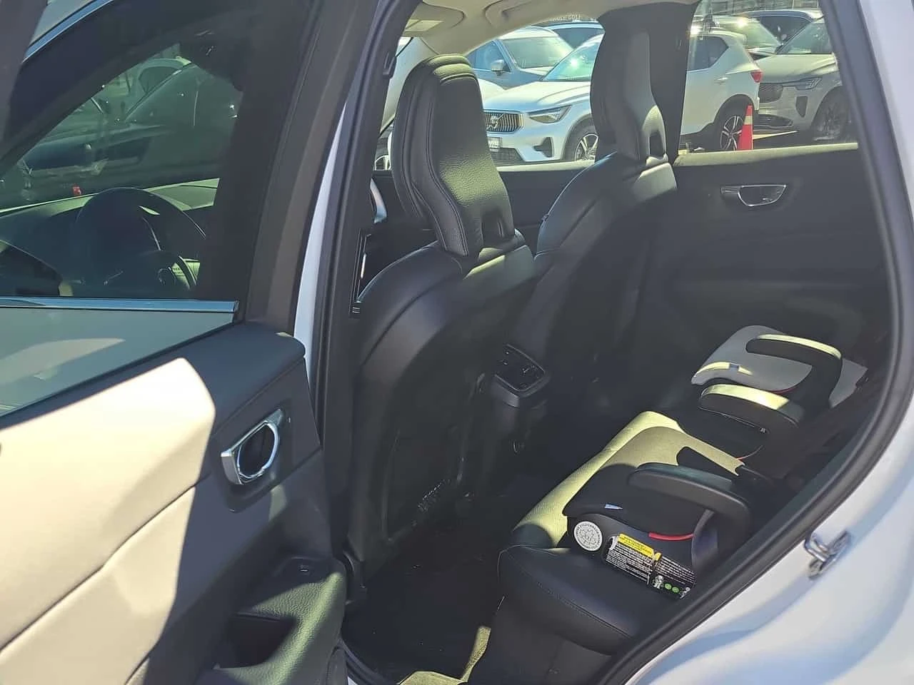 Volvo XC60 * Momentum * CARFAX * ����� �� ����������� | Mobile.bg � ����������� 12
