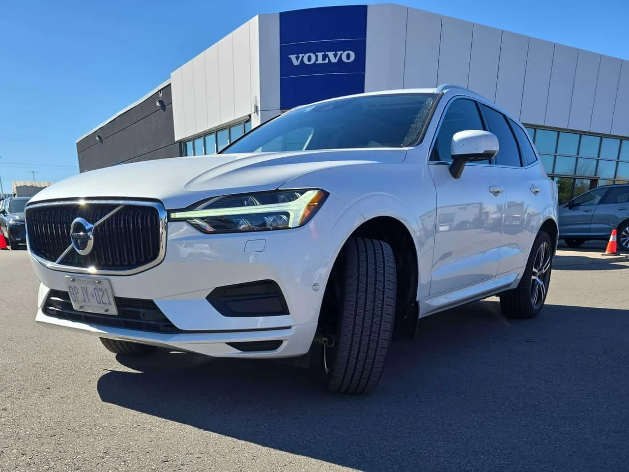 Volvo XC60 * Momentum * CARFAX * ОПЦИЯ ЗА ФИНАНСИРАНЕ