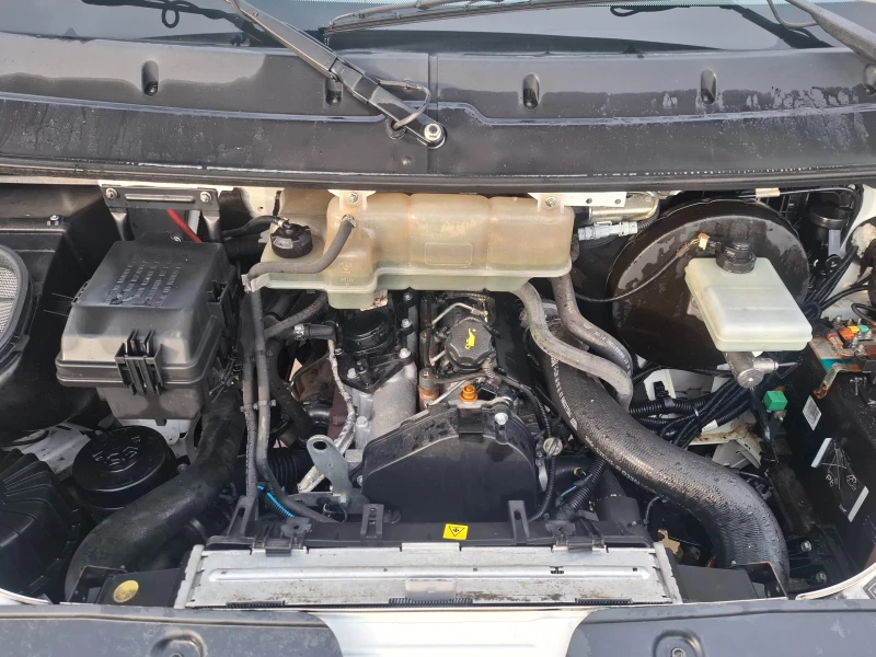 Iveco Daily До3.5т/6+ 1м., снимка 13 - Бусове и автобуси - 52884511