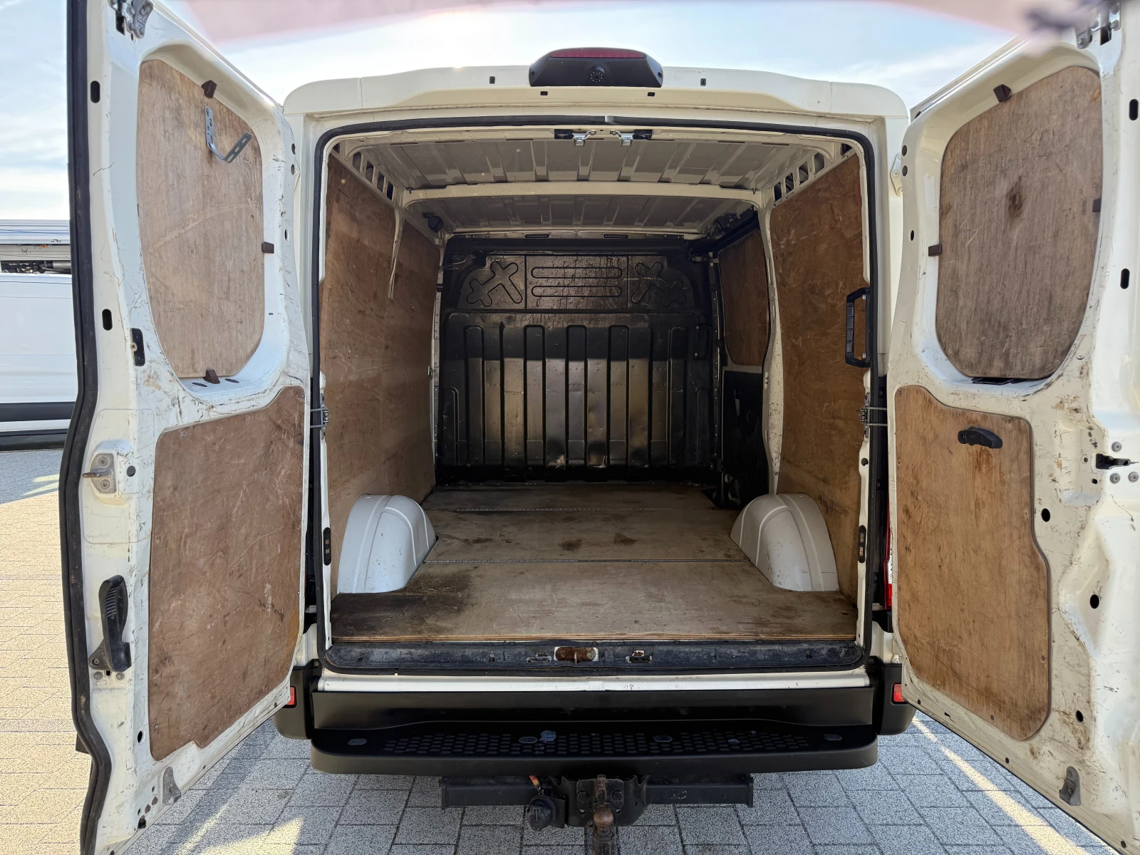 Iveco Daily 35S14  Euro 6 L1H1  | Mobile.bg   15