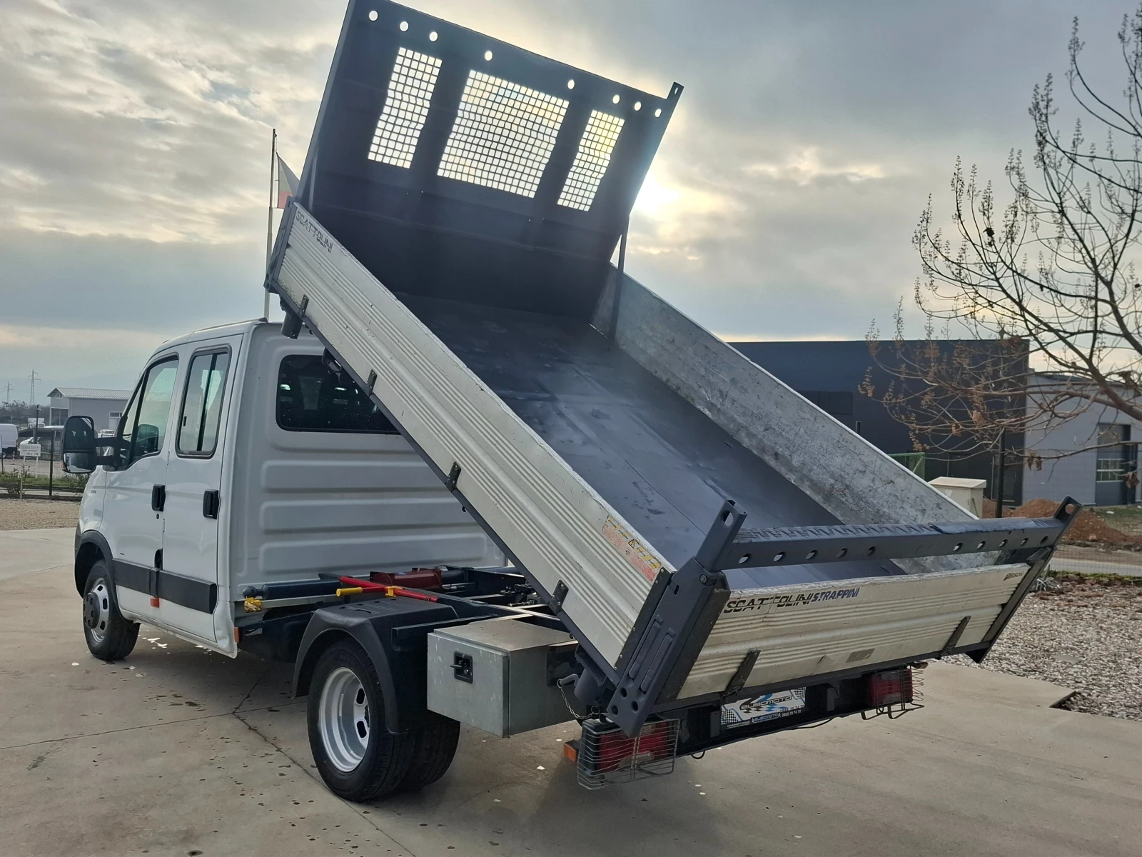 Iveco Daily До3.5т/6+ 1м. - изображение 2