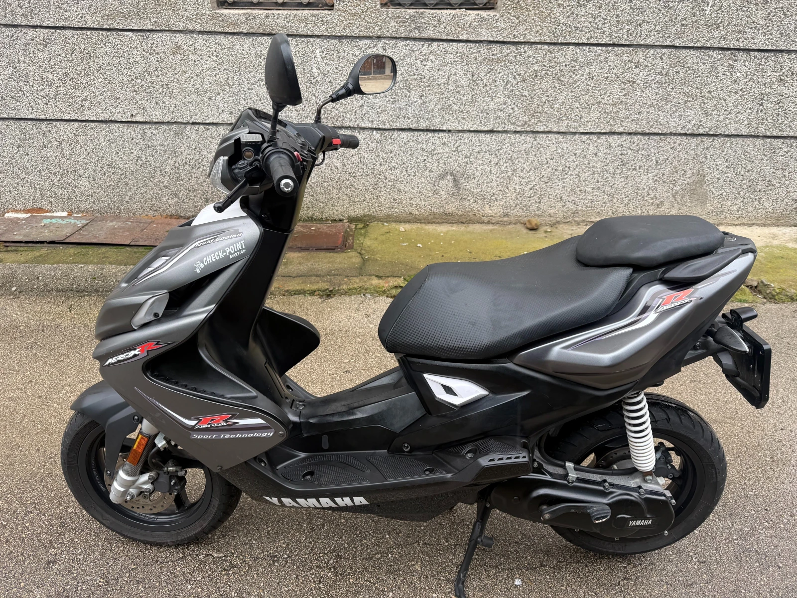 Yamaha Aerox 50 - изображение 2