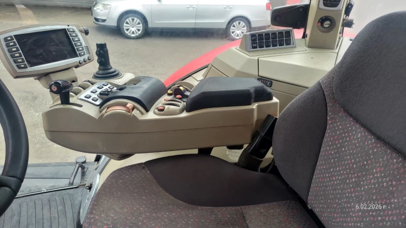 Трактор Massey 8650, снимка 6 - Селскостопанска техника - 53494155