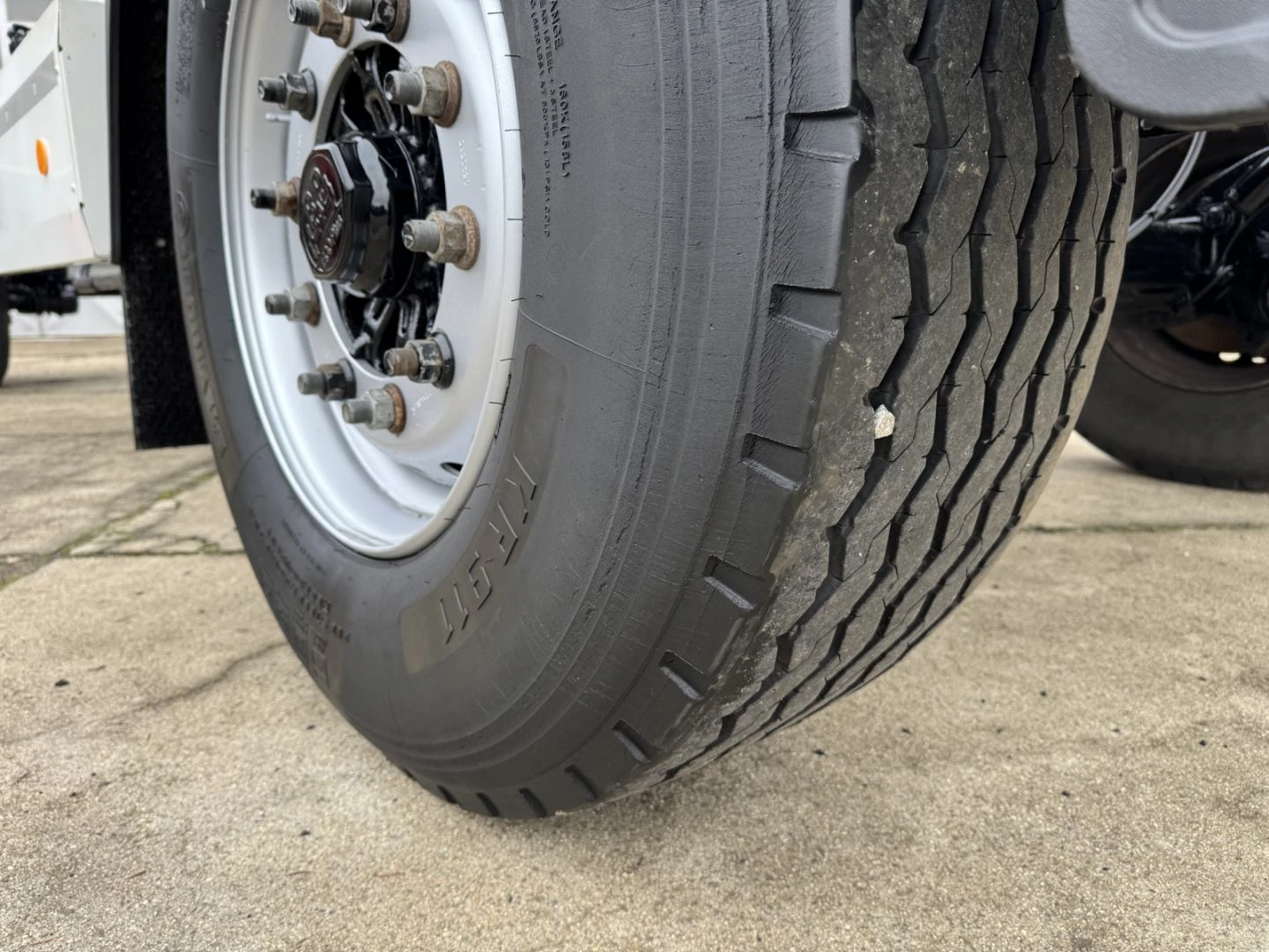 �� ������ KRONE BDF AZ | Mobile.bg � ����������� 12