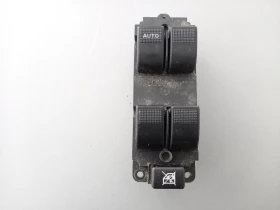 Копчета ел стъкла предни леви Мазда 2 1.4д 