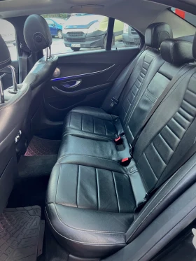 Mercedes-Benz E 220 AMG Line, снимка 12