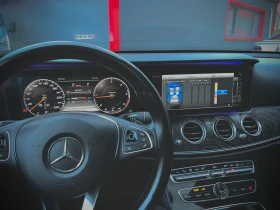 Mercedes-Benz E 220 AMG Line, снимка 11