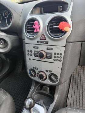 Opel Corsa 1.2i * Автоматик, снимка 9