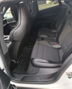 Porsche Taycan 4S - 59999 € / 117347.84 лв. - 44280456 6