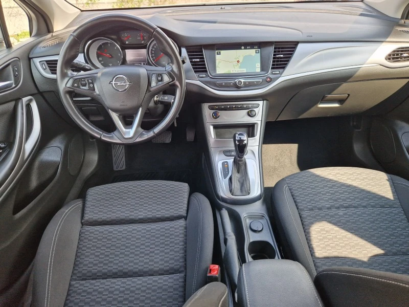 Opel Astra 1.6 CDTI-AVTOMAT-NAVI, снимка 8 - Автомобили и джипове - 46690164