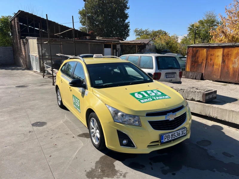 Chevrolet Cruze, снимка 2 - Автомобили и джипове - 47836355