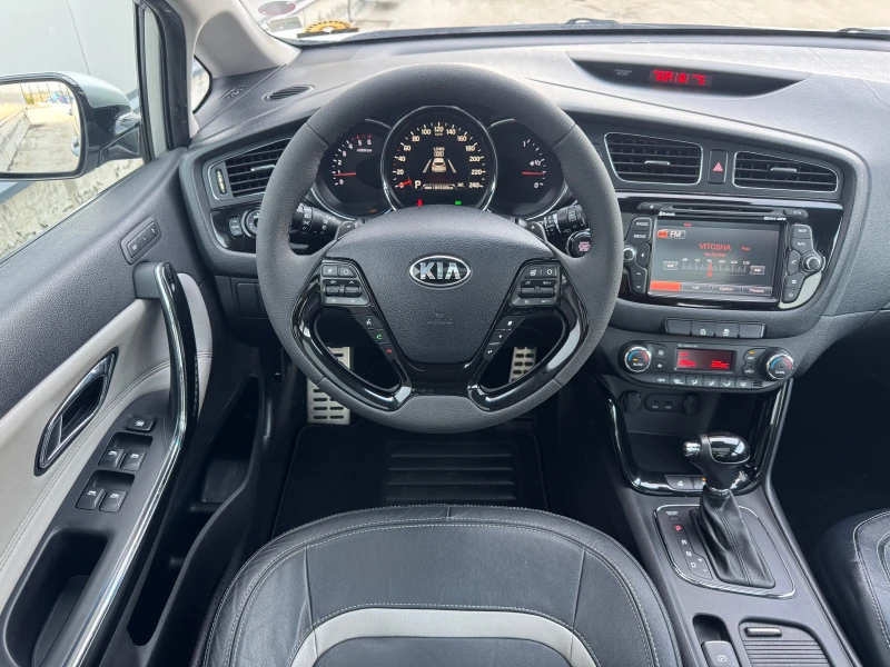 Kia Ceed 1.6 CRDi Automat &#127470;&#127481;, снимка 11 - Автомобили и джипове - 49293540