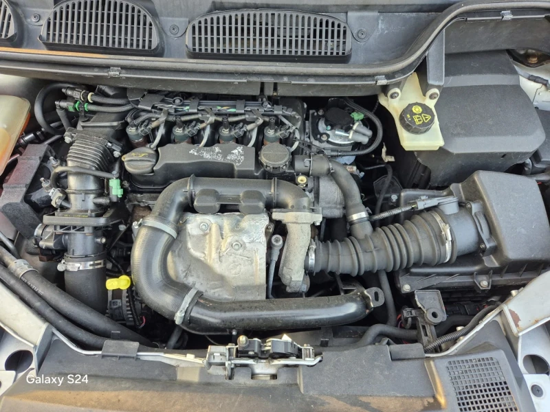 Ford C-max 1.6 TDCI 90HP, снимка 10 - Автомобили и джипове - 51703604