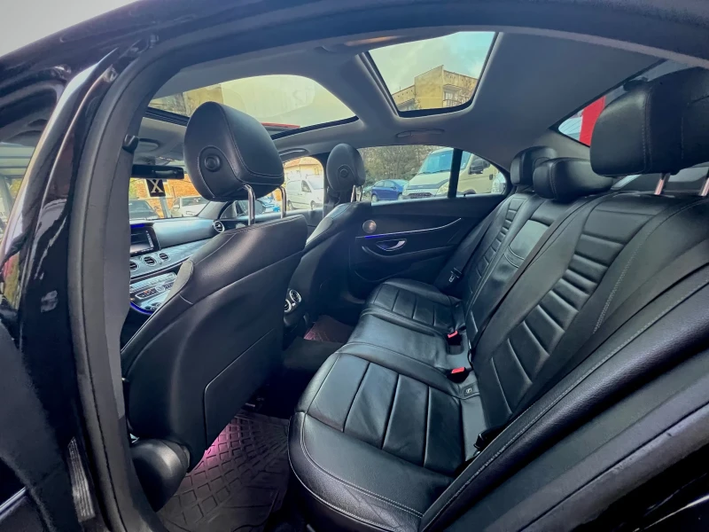 Mercedes-Benz E 220 AMG Line, снимка 14 - Автомобили и джипове - 52512049
