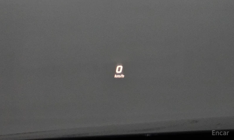 Mercedes-Benz E 220, снимка 12 - Автомобили и джипове - 52971936