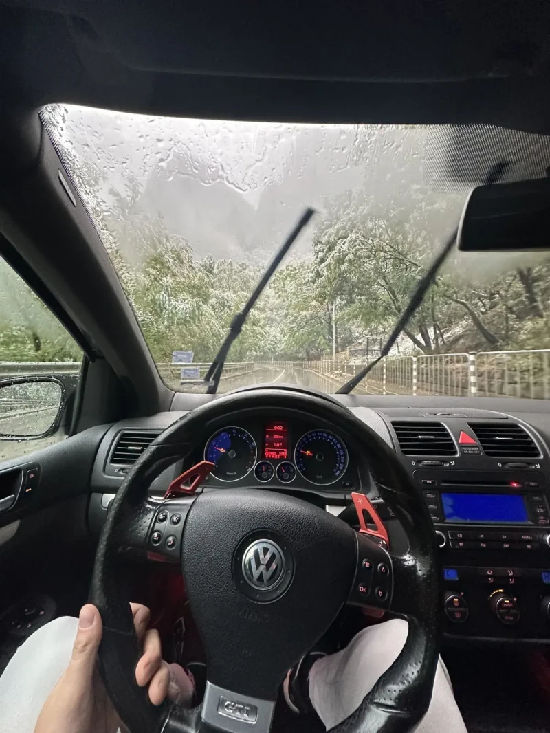 VW Golf, снимка 6 - Автомобили и джипове - 53572184