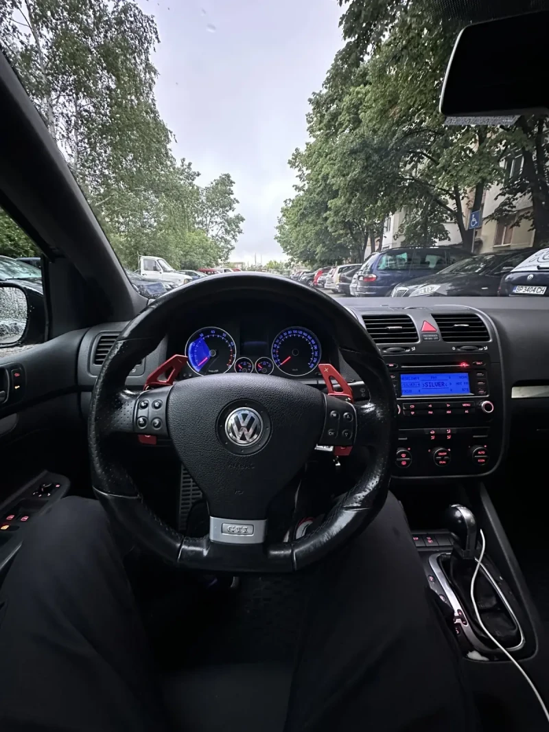VW Golf, снимка 4 - Автомобили и джипове - 53572184
