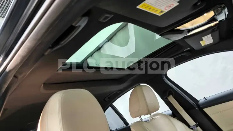 BMW 330 * HEAD-UP * ДИСТРОНИК * 360 * ШИБИДАХ * , снимка 13 - Автомобили и джипове - 55008864