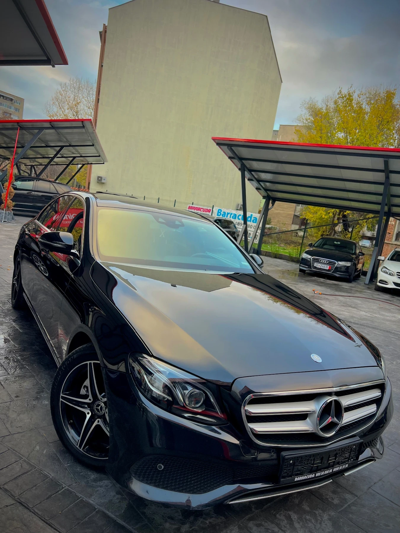 Mercedes-Benz E 220 AMG Line, снимка 1