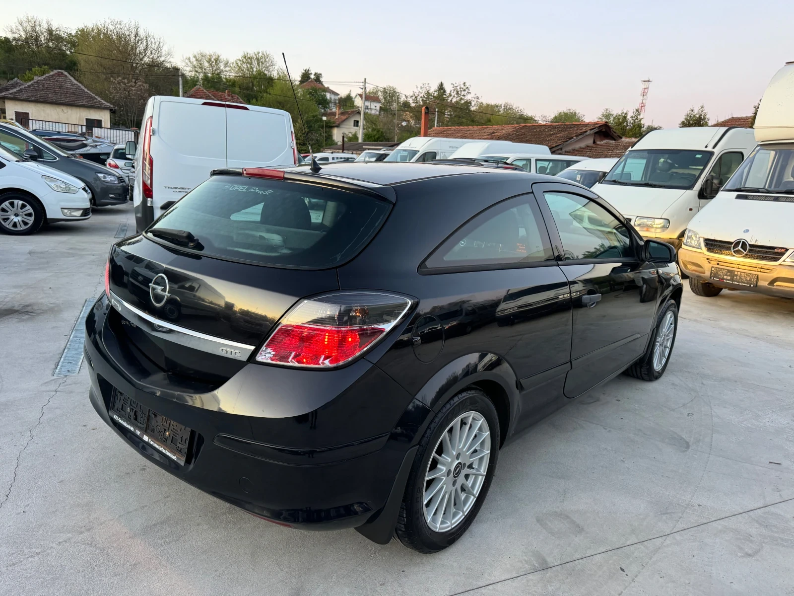 Opel Astra 1.4 БЕНЗИН GTC  ЛИЗИНГ - изображение 5