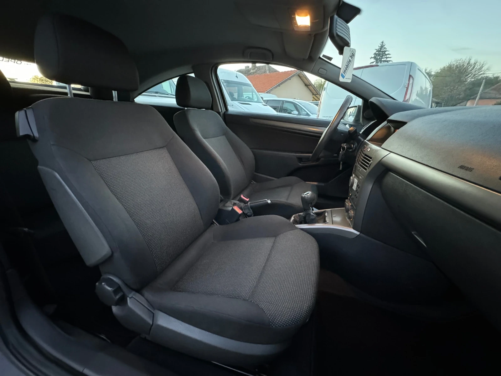 Opel Astra 1.4 БЕНЗИН GTC  ЛИЗИНГ - изображение 10