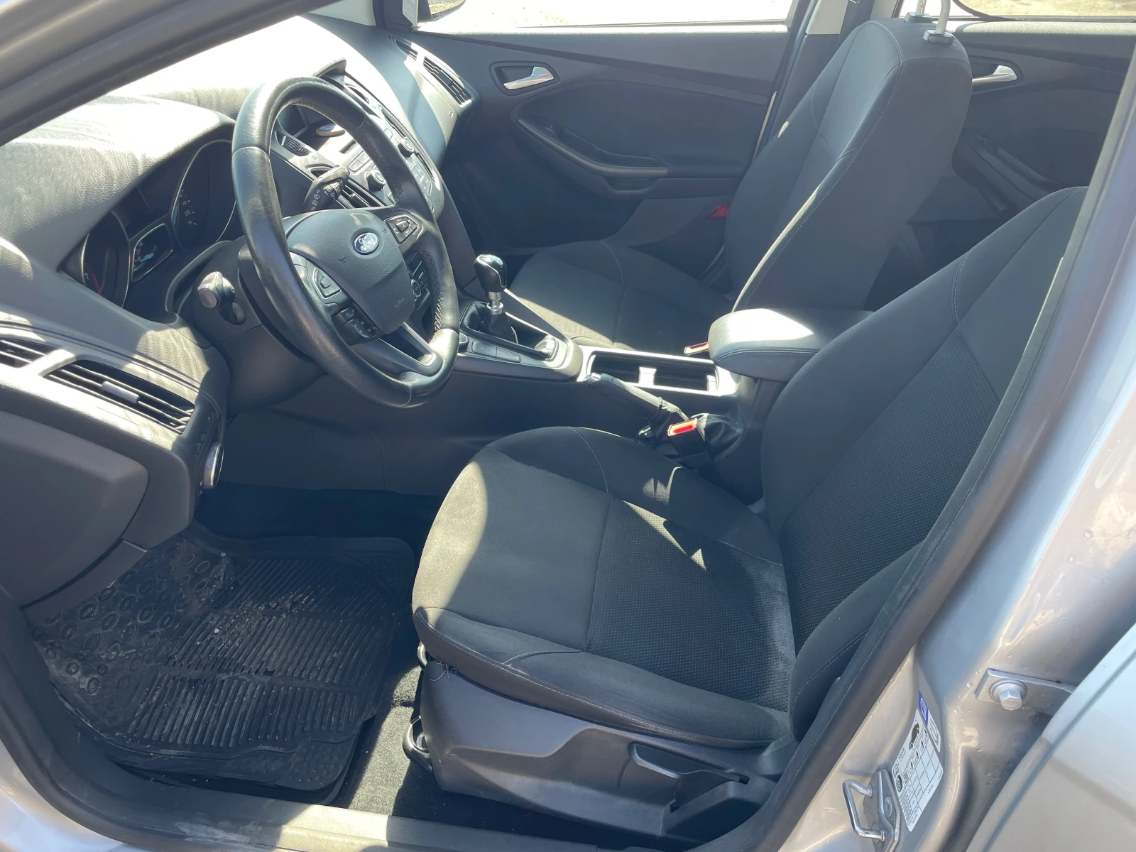 Ford Focus 1.0 EcoBoost - изображение 8