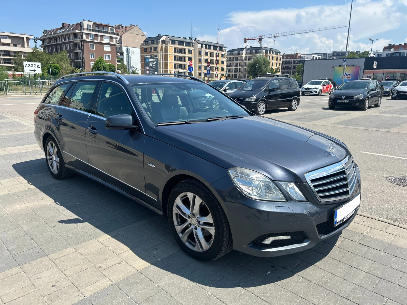 Mercedes-Benz E 200 1.8 TURBO - изображение 2