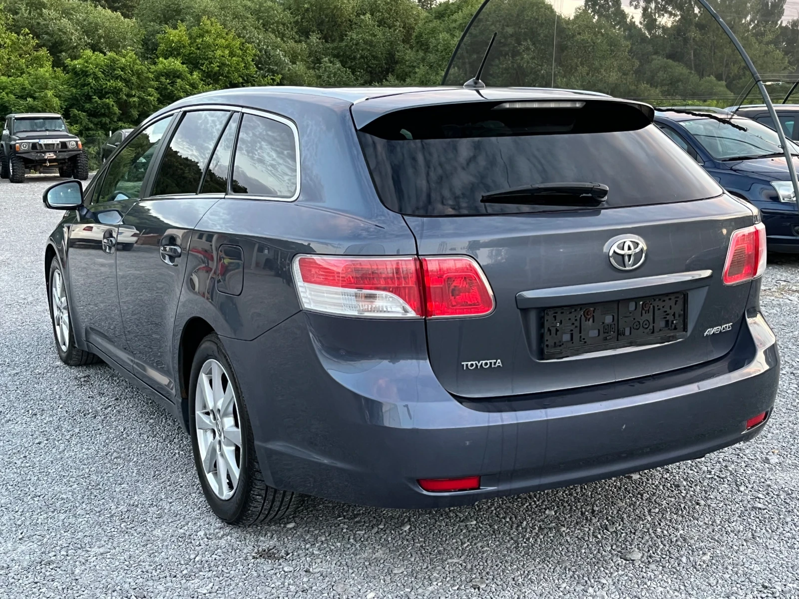 Toyota Avensis 2.0 D4D 126k - изображение 4