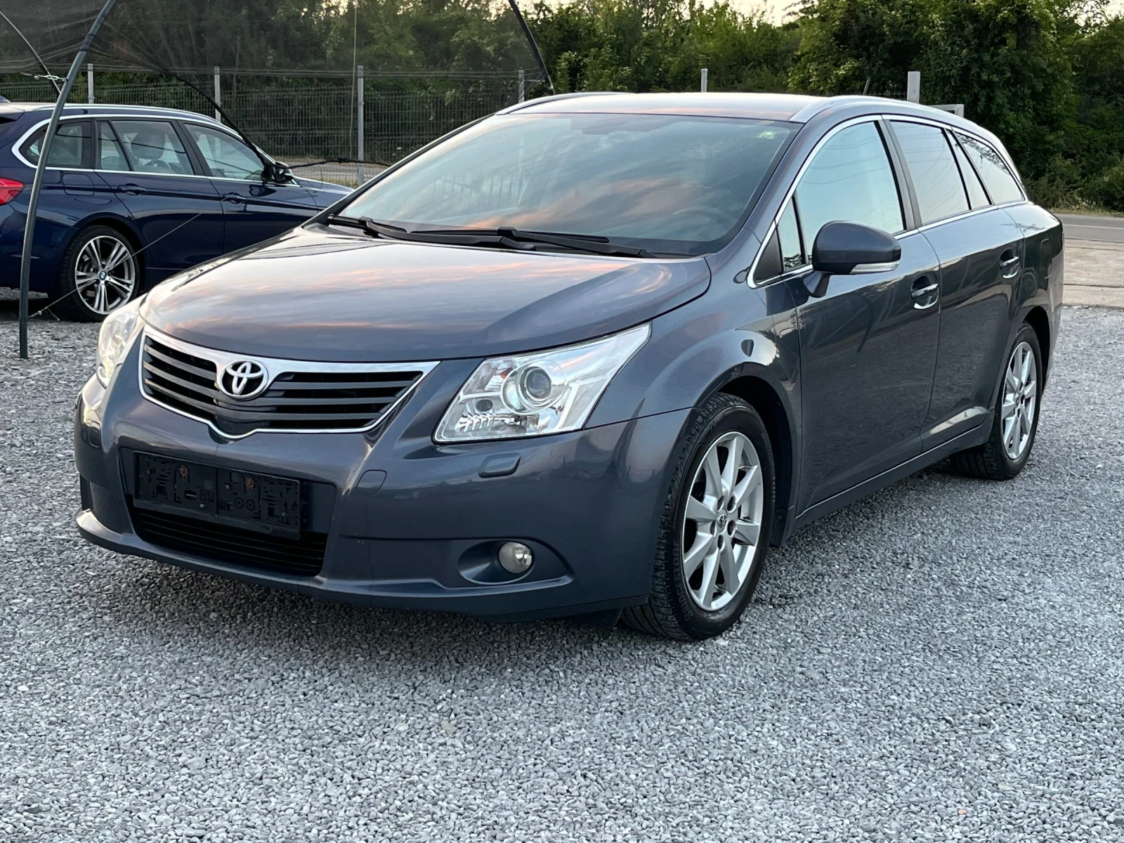 Toyota Avensis 2.0 D4D 126k - изображение 2
