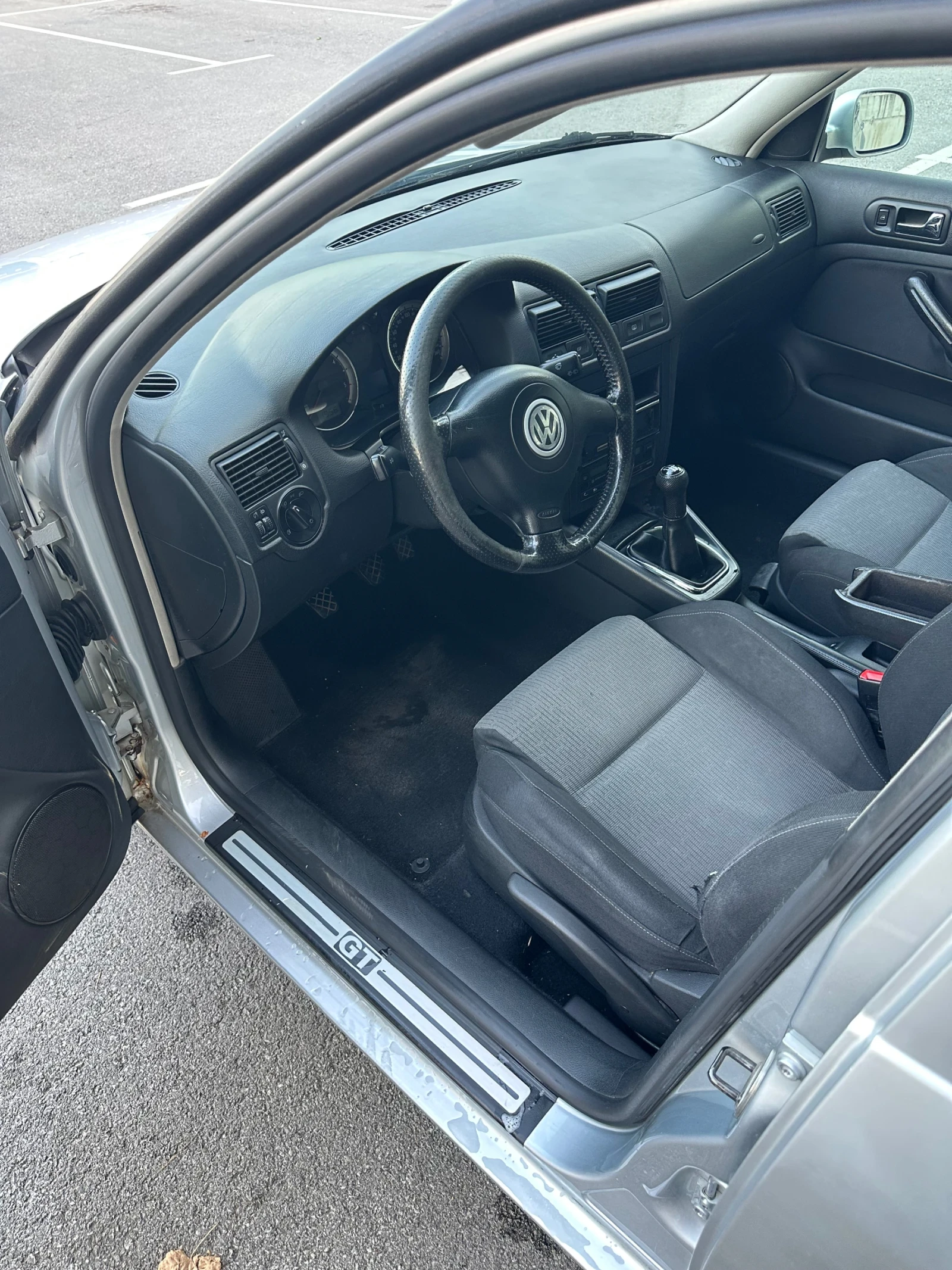 VW Golf  - изображение 9