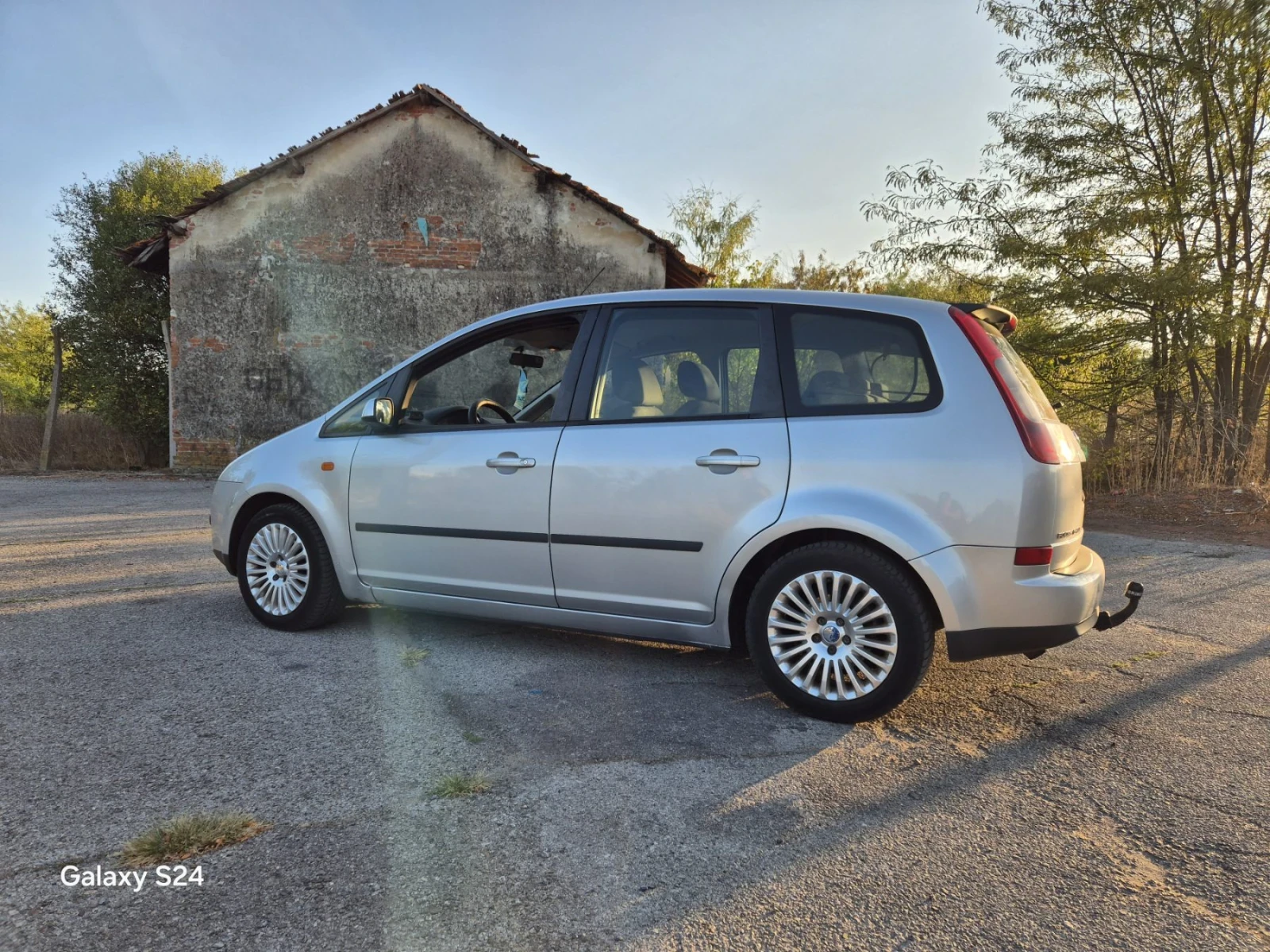 Ford C-max 1.6 TDCI 90HP - изображение 4