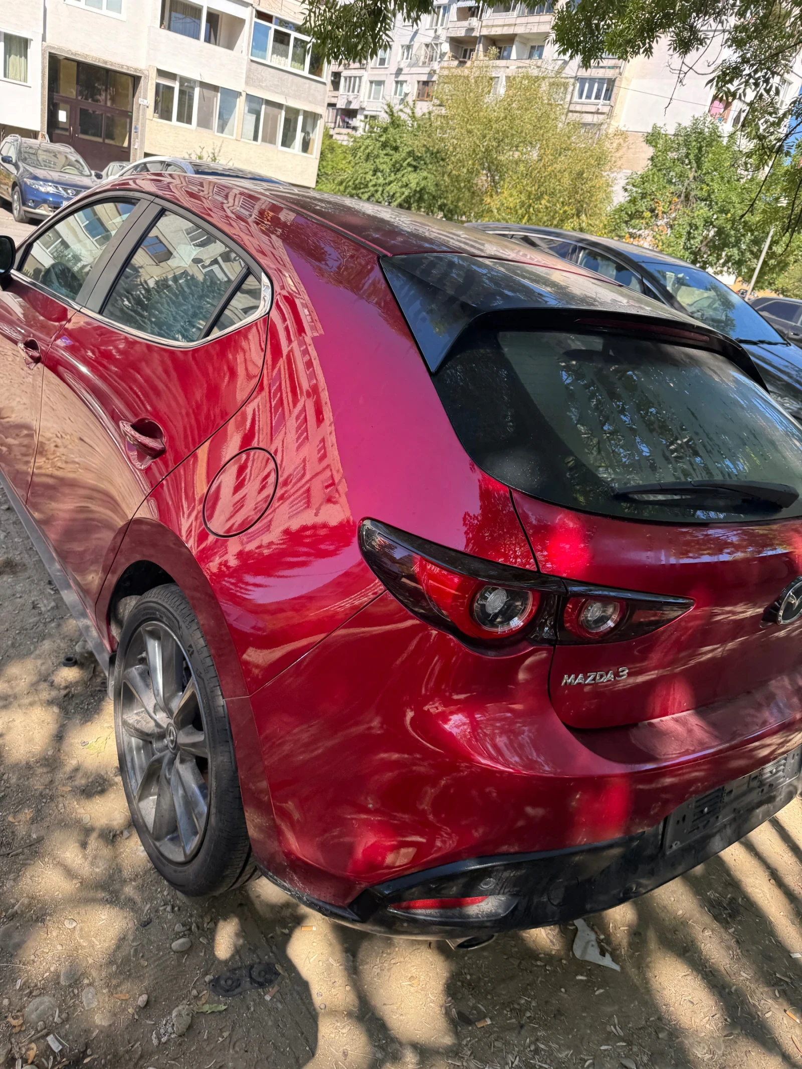 Mazda 3 1.8d Skyactiv, снимка 10 - Автомобили и джипове - 52485120