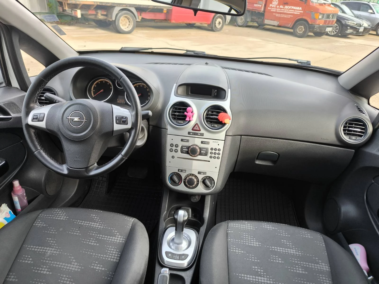 Opel Corsa 1.2i * Автоматик - изображение 8