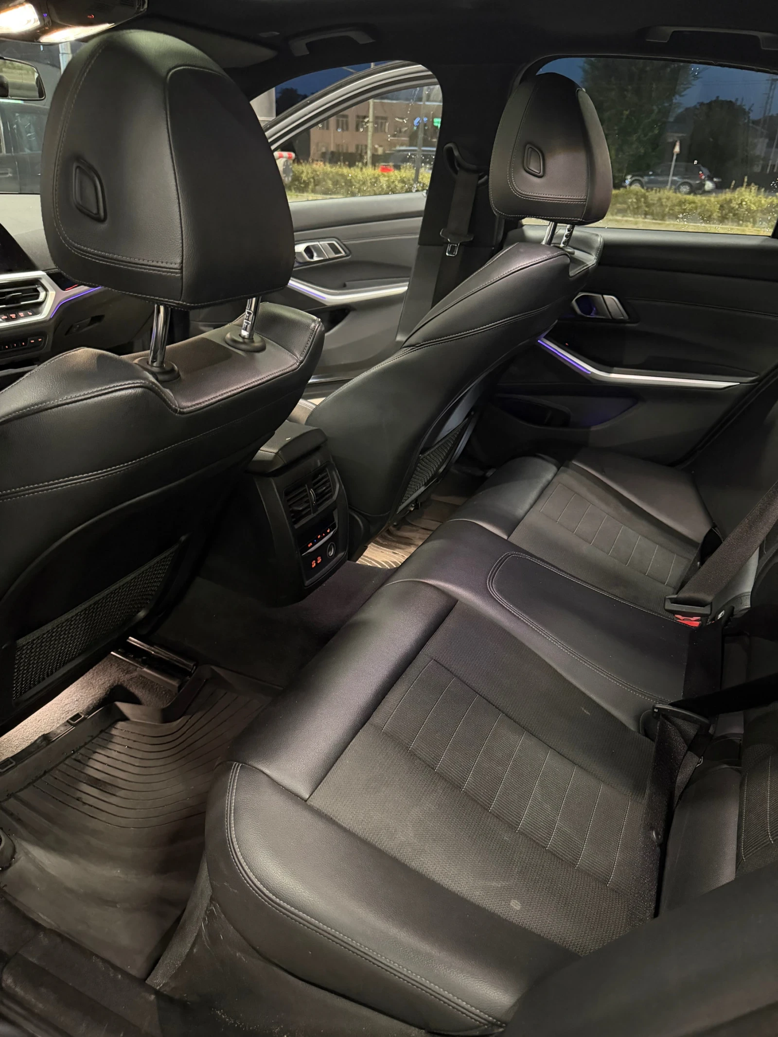 BMW 320, снимка 8 - Автомобили и джипове - 53735591