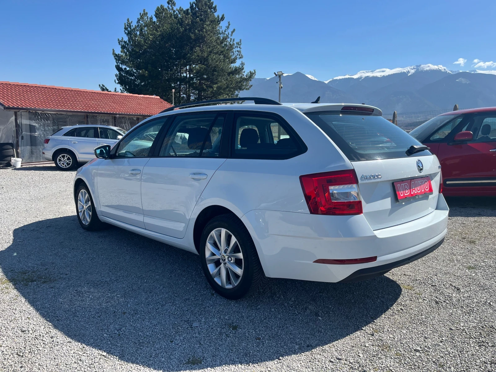 Skoda Octavia 2.0TDI DSG, снимка 5 - Автомобили и джипове - 53836238