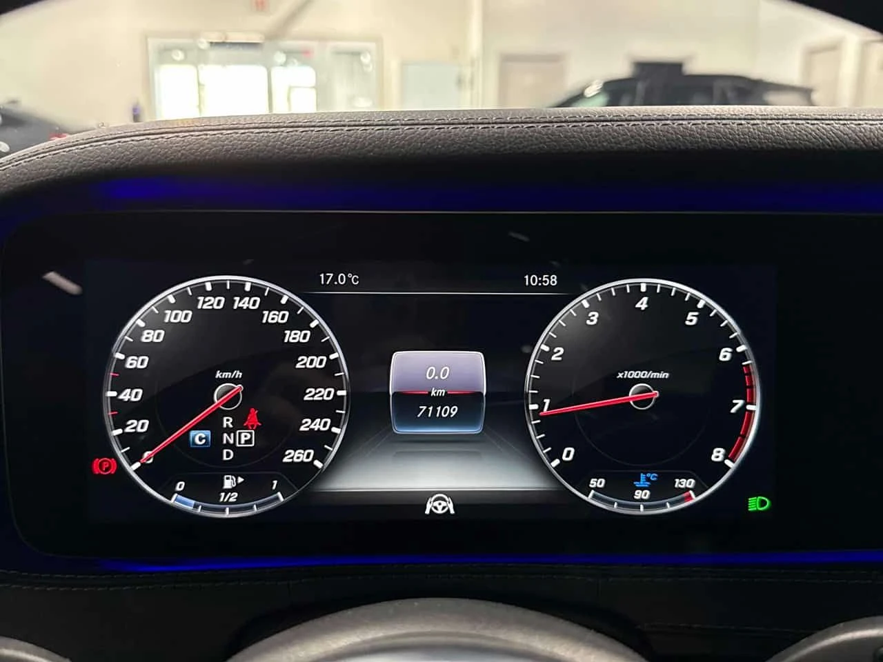 Mercedes-Benz S 560 CARFAX/BURMESTER/ПАНОРАМА/ВТОРИ ГУМИ, снимка 8 - Автомобили и джипове - 53907107