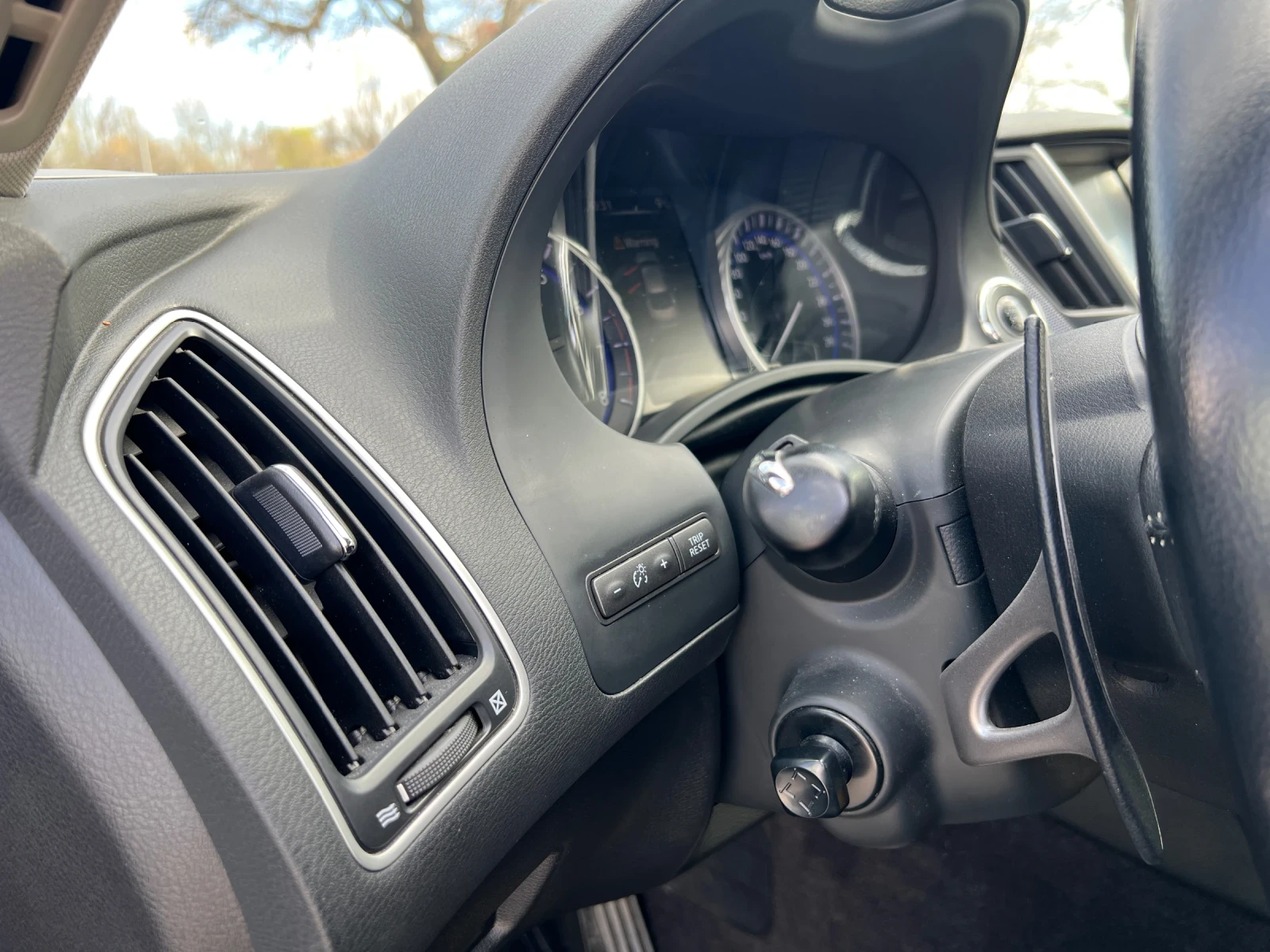 Infiniti Q50 2.0T S, снимка 6 - Автомобили и джипове - 54353299