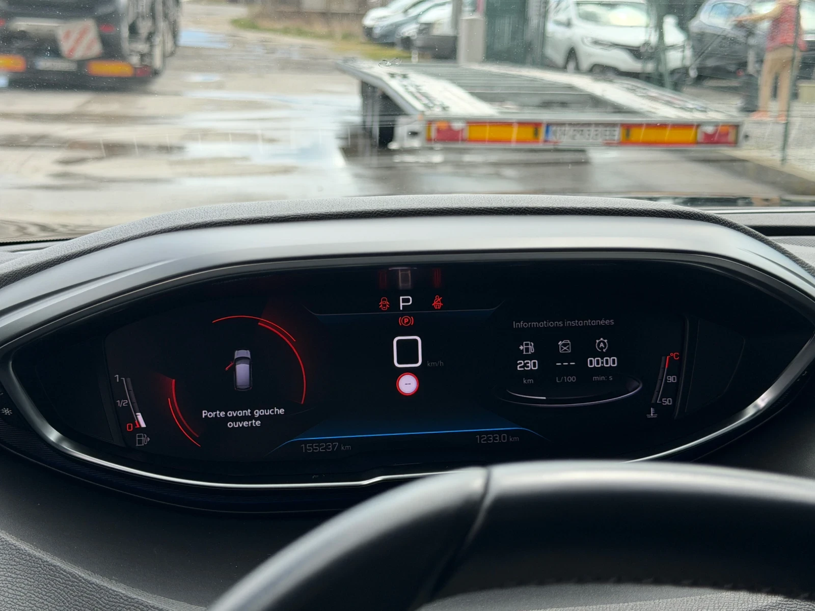 Peugeot 3008 ALLURE 1.5 BlueHDI EAT8 Navi Digital Cockpit, снимка 14 - Автомобили и джипове - 54026989