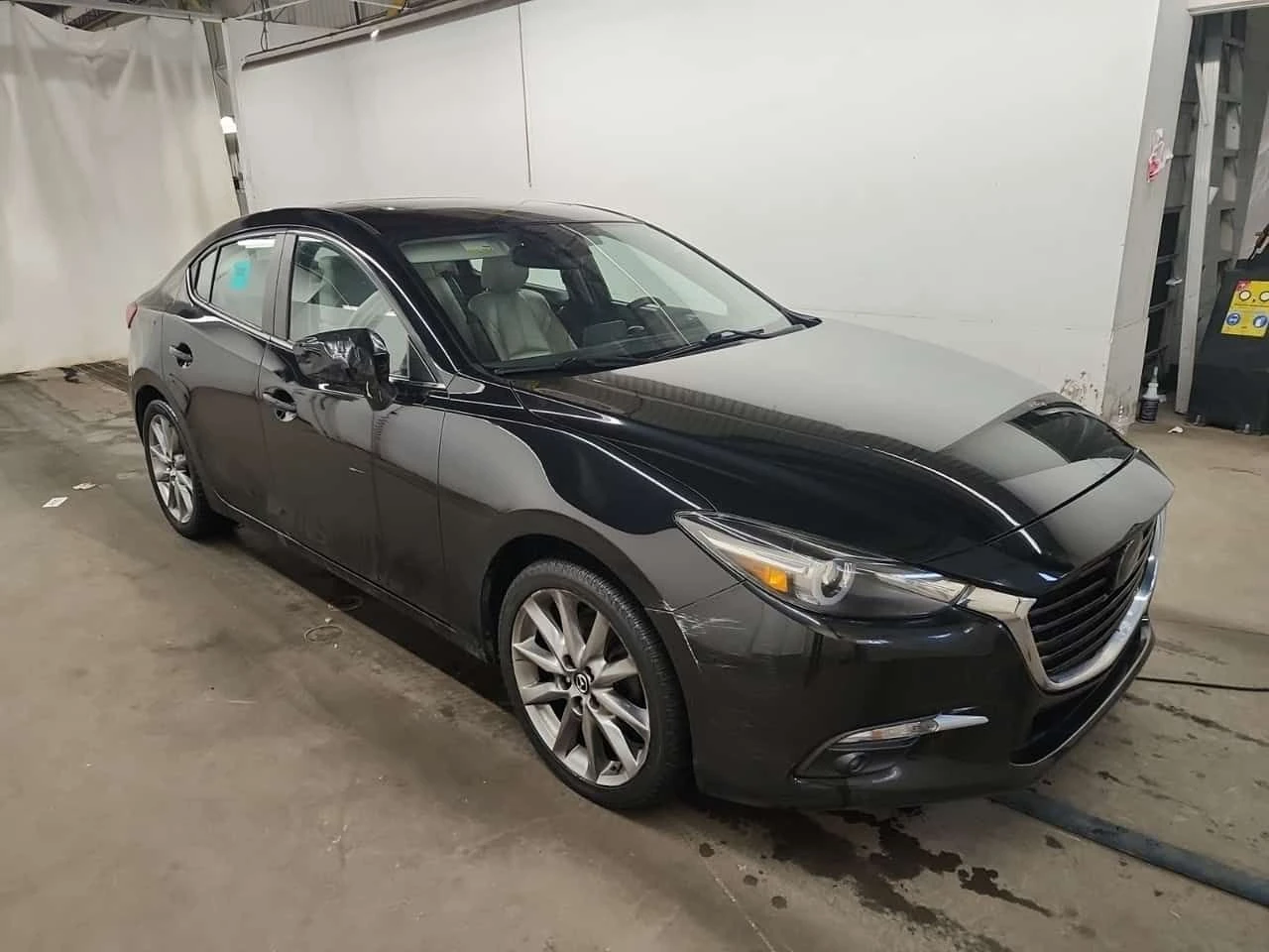 Mazda 3 * GT * CARFAX * ���� �� �� | Mobile.bg � ����������� 3