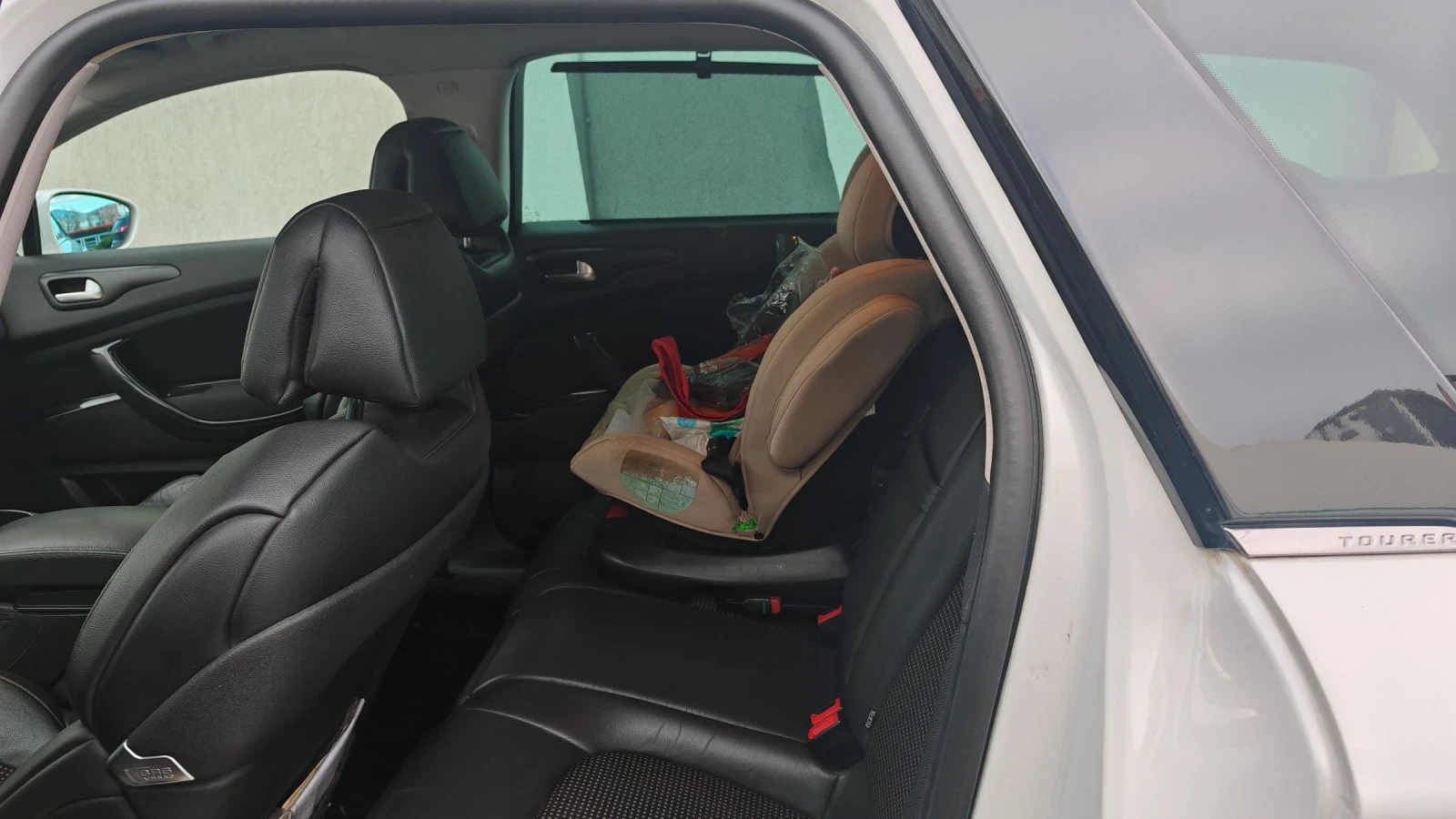 Citroen C5 3.0HDI-240k.ТОП СЪСТОЯНИЕ НАПЪЛНО ОБСЛУЖЕН , снимка 10 - Автомобили и джипове - 54132901