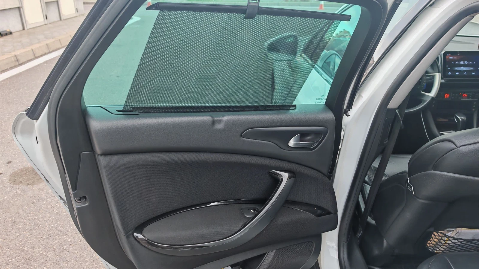 Citroen C5 3.0HDI-240k.ТОП СЪСТОЯНИЕ НАПЪЛНО ОБСЛУЖЕН , снимка 9 - Автомобили и джипове - 54132901