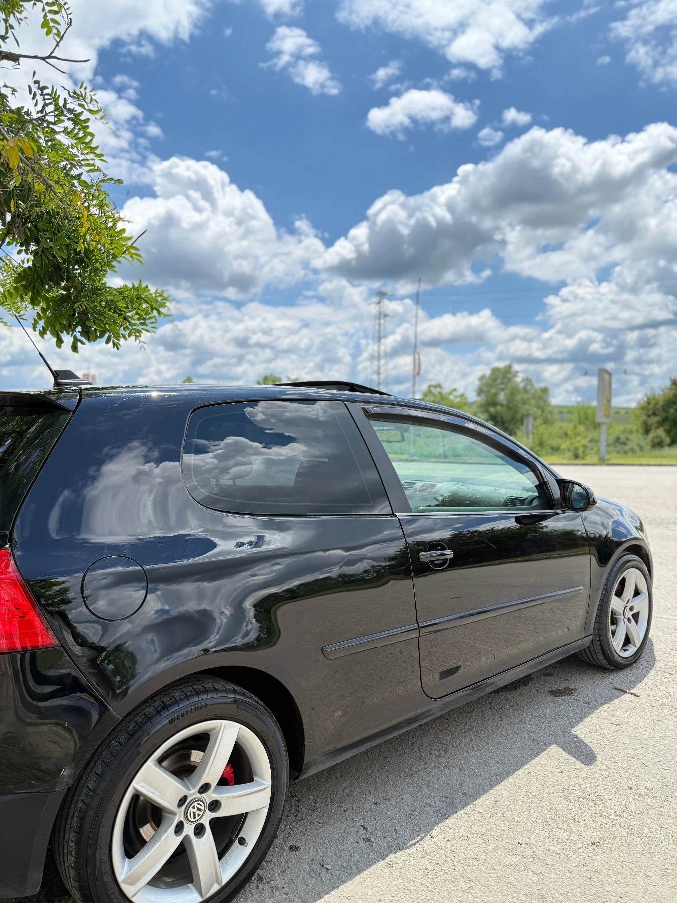 VW Golf BMM 8v, снимка 3 - Автомобили и джипове - 54294857